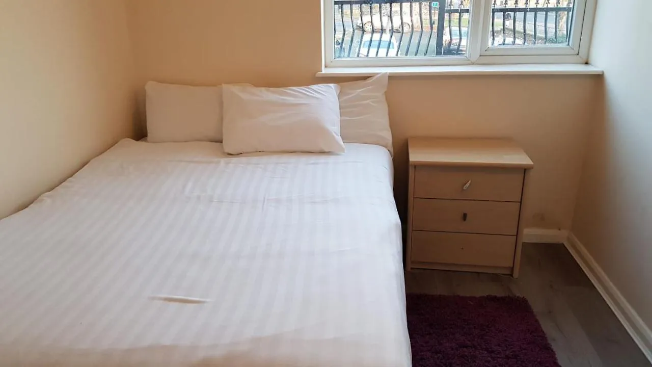 Aparthotel Summerhill House Apartments Newcastle upon Tyne United Kingdom